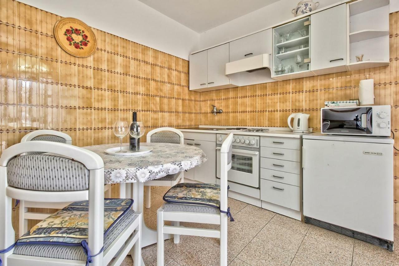 Gino House With Apartments Savudrija Esterno foto
